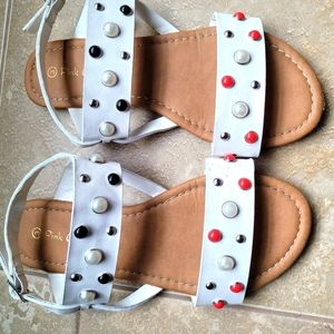 Gorgeous little girl's white sandals Kids size 3